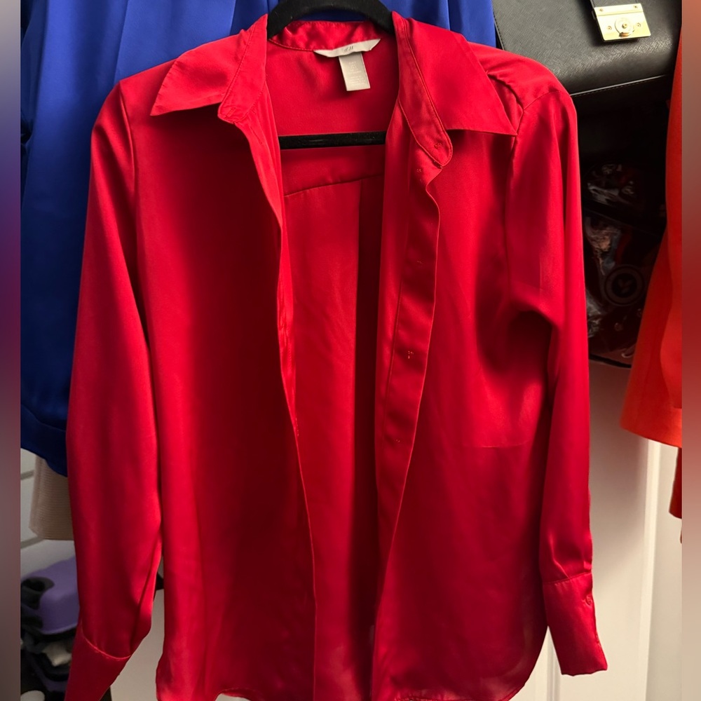Red satin blouse LIKE NEW Zara
